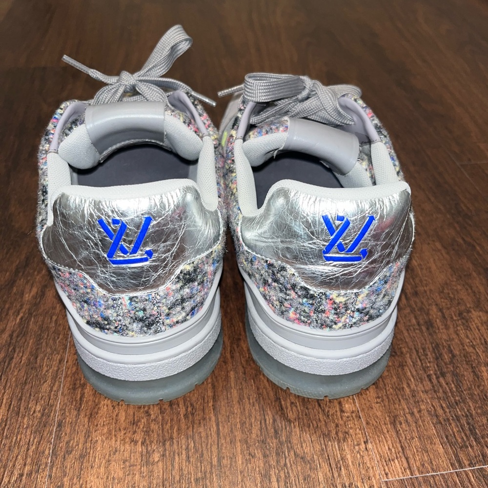 Louis Vuitton | Monogram Suede Blended Fabrics Leather Logo Sneakers - Picture 4 of 5
